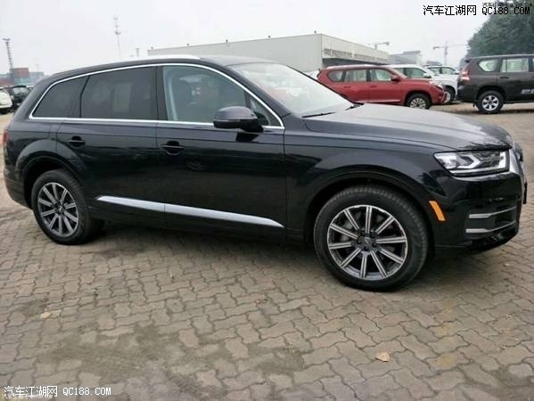 18款奥迪Q7三排七座2.0T涡轮增压版解析