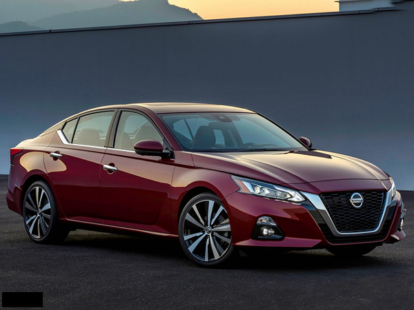 原创新天籁纽约车展评测 颜值秒杀同级对手