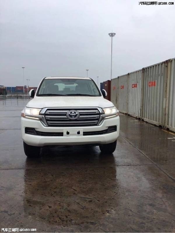 2018款丰田酷路泽4000天窗后挂配置详解