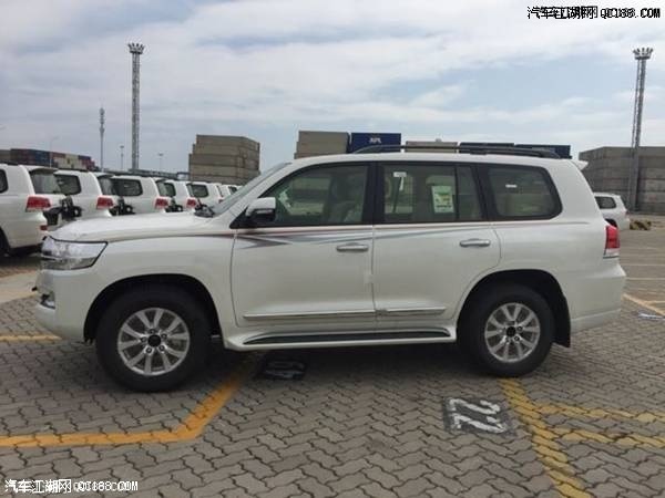 18款酷路泽4000绞盘版配置参数报价体验