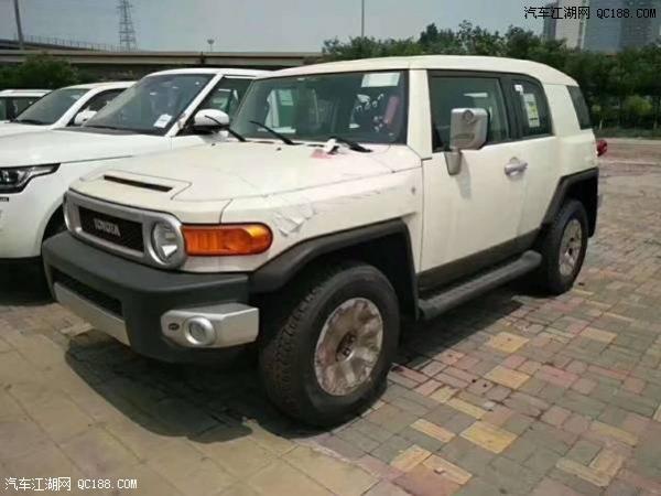 16款丰田FJ酷路泽黑内4.0五座中东版价格