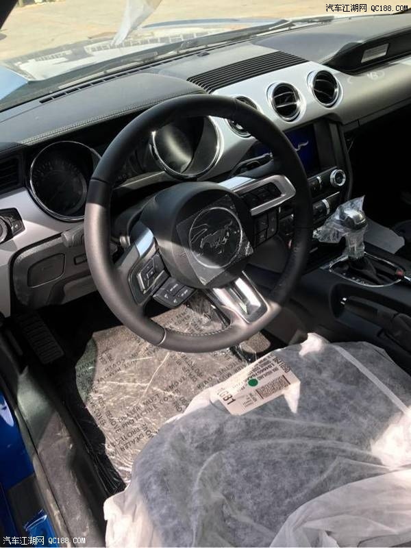 18款福特野马2.3T六速自动314马力版实拍