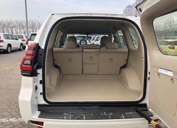 港口18款丰田霸道4000中东版现车价格