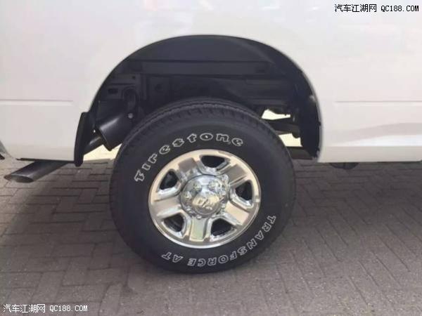 进口2017款美规版道奇公羊2500实拍感受