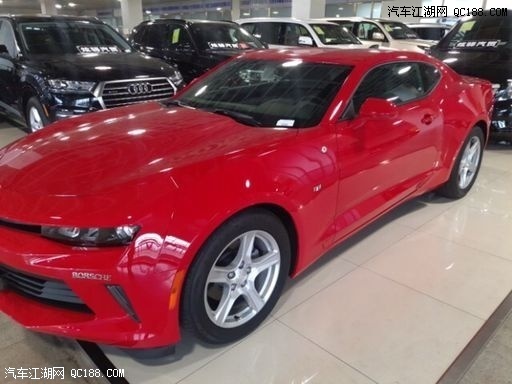 进口2017款雪佛兰科迈罗2.0T实拍感受