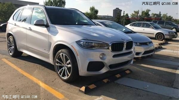 科技感十足 实拍17款墨版宝马X5运动型