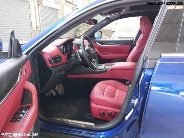 18款玛莎拉蒂莱万特SUV港口现车实测评价