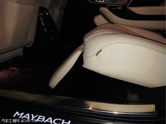 18款梅赛德斯奔驰-迈巴赫S560实测解析