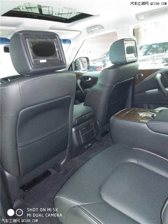 进口车2017款英菲尼迪QX805.6配置解读