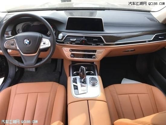 2018款宝马730li五座汽油后驱中东版体验