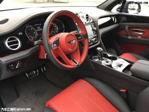 平行进口车18款宾利添越4.0TT到店实拍