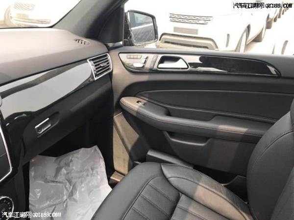 18款奔驰GLE400 3.0T双涡轮增压V6版感受