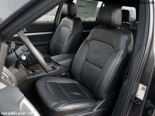 2017款福特野马探险者2.3T四驱XLT实测