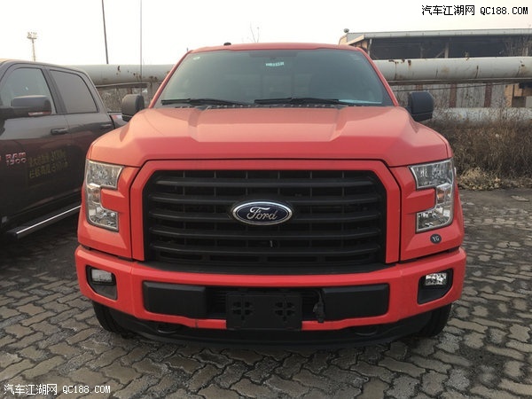 2018款墨版福特猛禽F150白金版性能体验