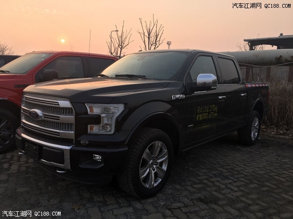 2018款墨版福特猛禽F150白金版性能体验