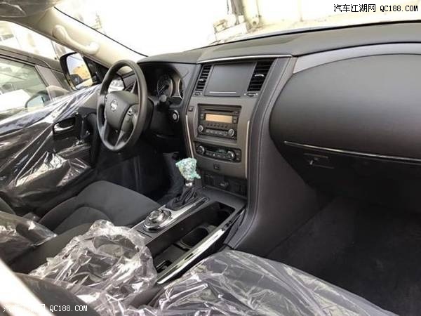 18款进口车中东版尼桑途乐4.0评测体验