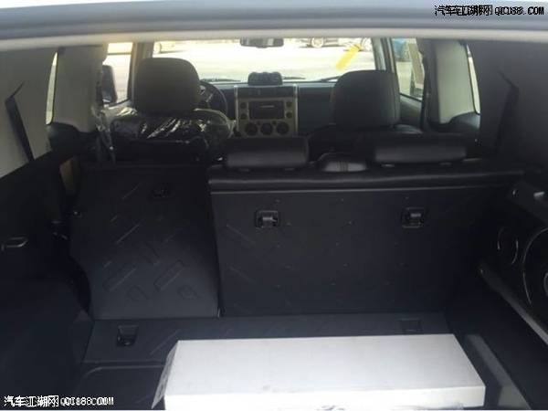 18款丰田FJ酷路泽五档4.0自动中东版感受