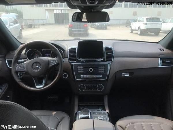 大型豪华SUV2018款奔驰GLS450实车详解