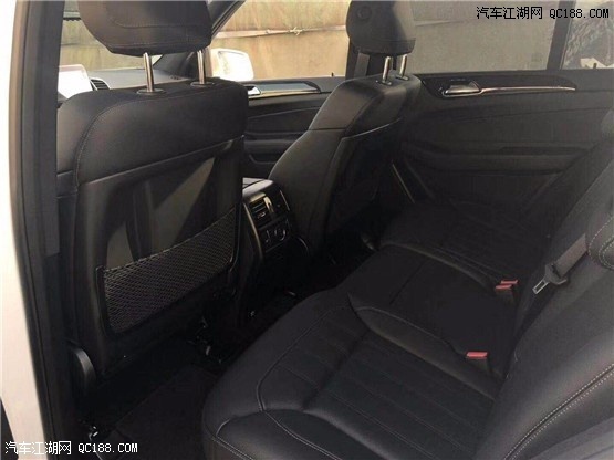 2018款奔驰GLE400白外黑内加拿大版价格