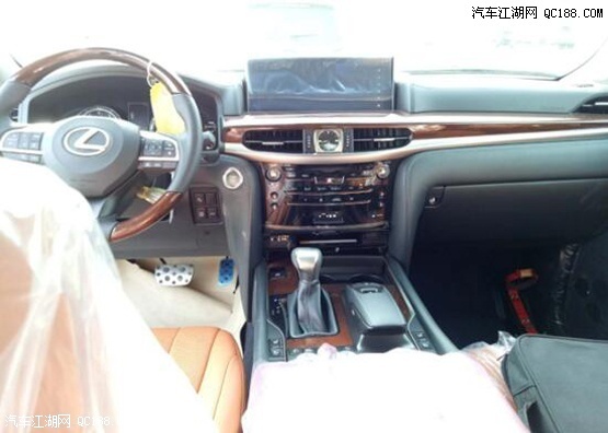 2018款雷克萨斯LX570黑外棕内中东版解析