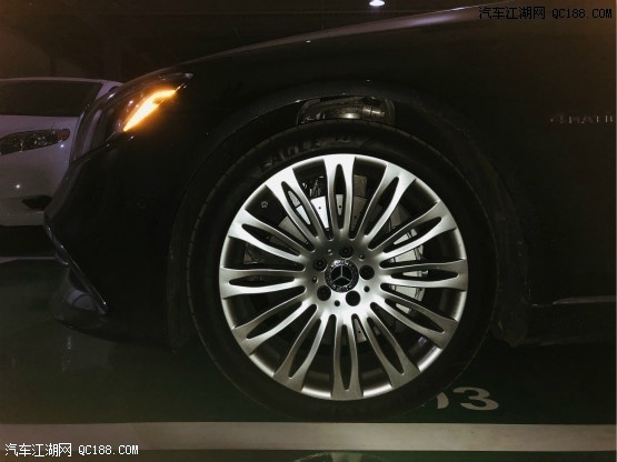 18款梅赛德斯奔驰-迈巴赫S560实测解析