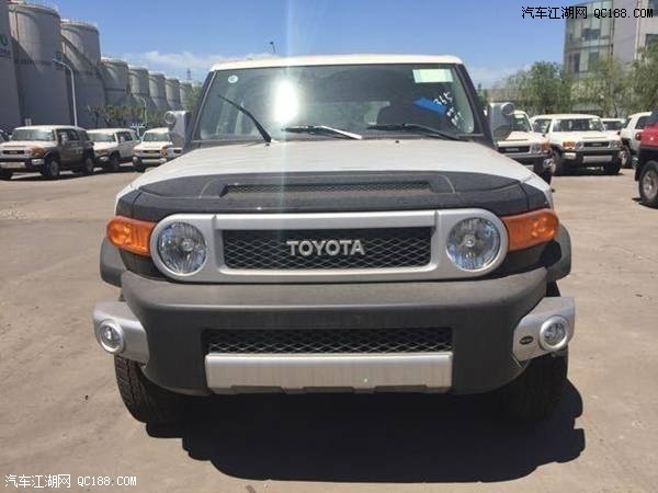 17款丰田FJ酷路泽中东版报价及图片实拍