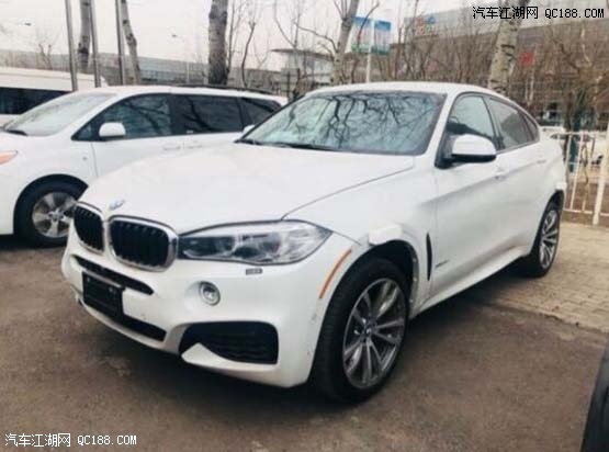 18款宝马X6 3.0T 306马力白/红加版感受
