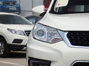 绅宝X35 新价格 直降1.90万元 现车充足