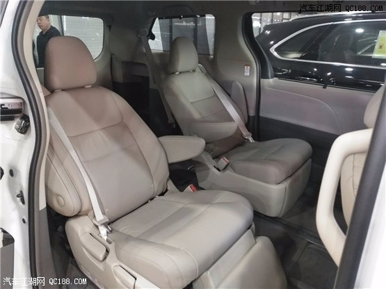 2018款丰田塞纳3.5L四驱LTD加拿大版解读