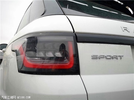 实拍2018款路虎揽胜运动版2.0T柴油版