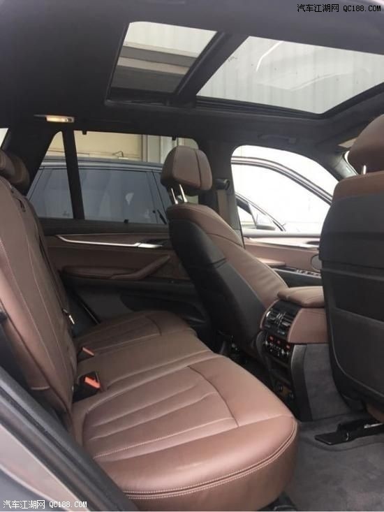 2018款墨版宝马X5 3.0T M运动配置解读