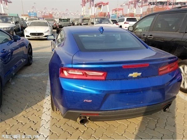 2018款平行进口车雪佛兰科迈罗到店实拍