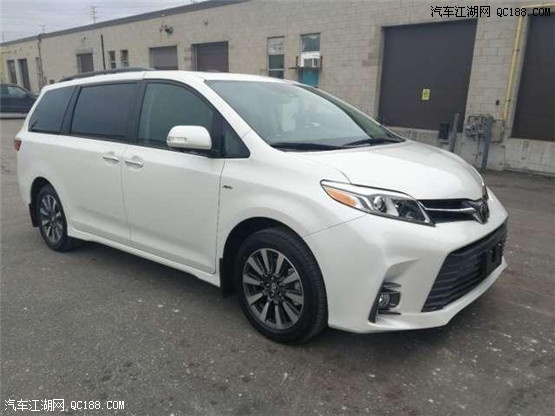 2018款丰田塞纳3.5L自然吸气加规版试驾