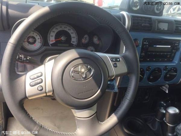 17款丰田FJ酷路泽中东版报价及图片实拍