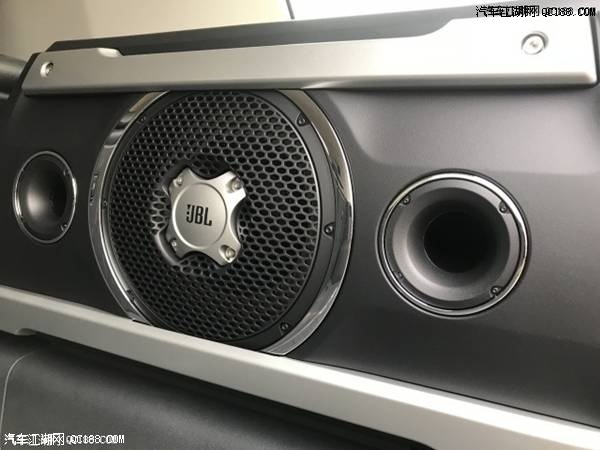 2018款丰田FJ酷路泽4.0自动双油箱版评测