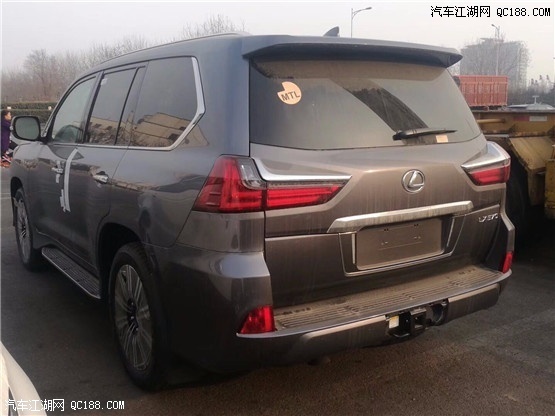 品质全面提升 18款雷克萨斯570中东版评测