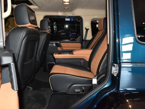 北汽BJ80珠峰版详细配置 配流媒体后视镜