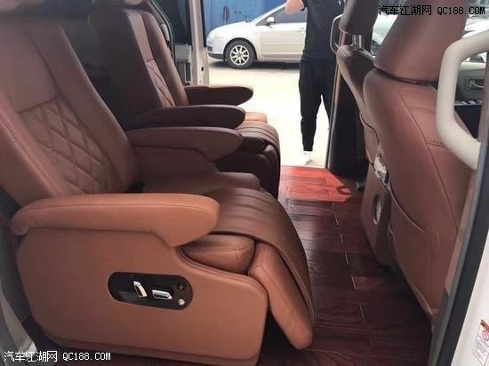 2018款丰田塞纳3.5XLE四驱商务车实测