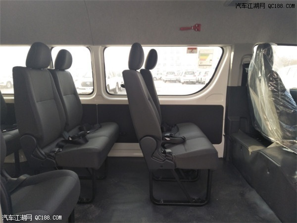 2018款进口车丰田海狮商务车实拍感受