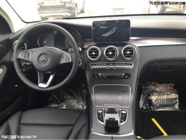 原装进口2018款奔驰GLC300配置设计详解