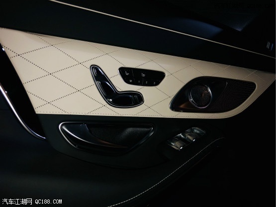 18款梅赛德斯奔驰-迈巴赫S560实测解析