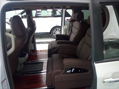 18款丰田塞纳改装配件价格明细改装现车