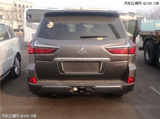 品质全面提升 18款雷克萨斯570中东版评测