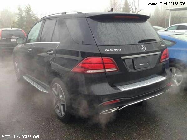 2018款奔驰GLE400中东版港口现车实拍