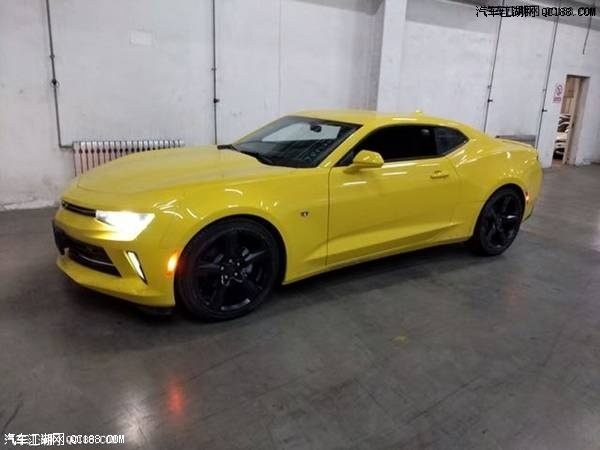 18款雪佛兰科迈罗大黄蜂最新参数配置体验