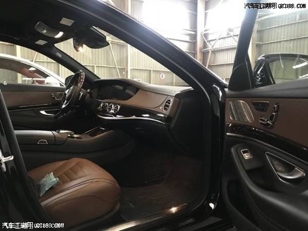 平行进口车18款奔驰迈巴赫S560到店实拍