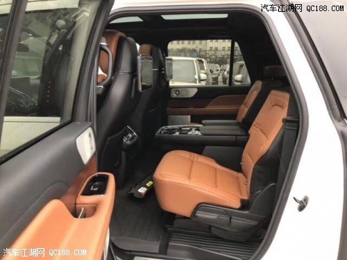 18款林肯领航员白外棕内3.5TT墨规版感受