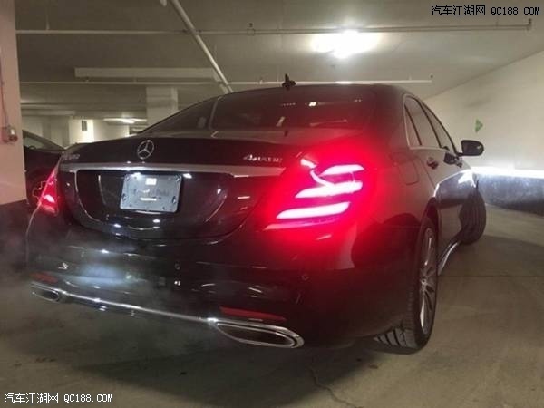 平行进口车18款奔驰迈巴赫S560到店实拍