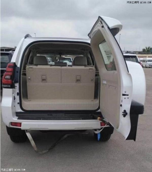 天津港口2018款丰田霸道2700油耗评测