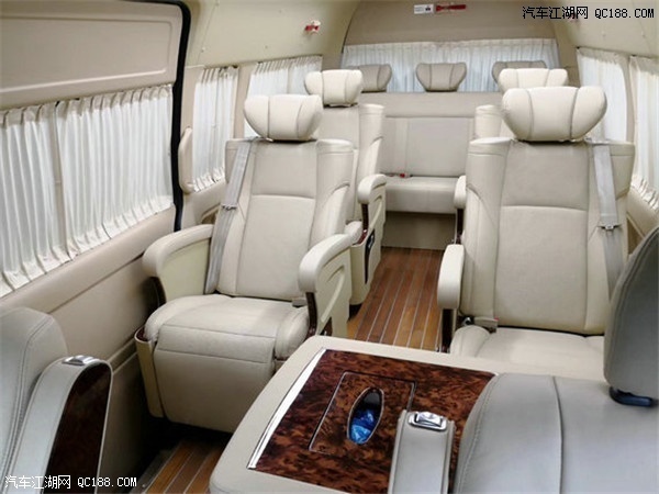 2018款进口车丰田海狮商务车实拍感受